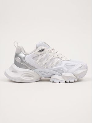 2. Sneakers Bianco