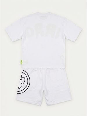 2. Complete with logo White