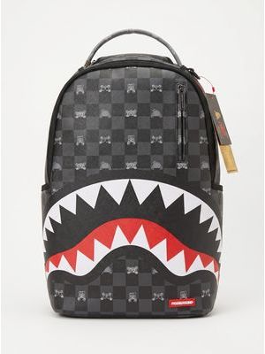 1. Logo backpack Generic