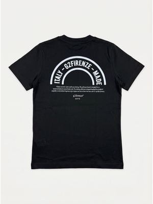 2. T-shirt logata Nero