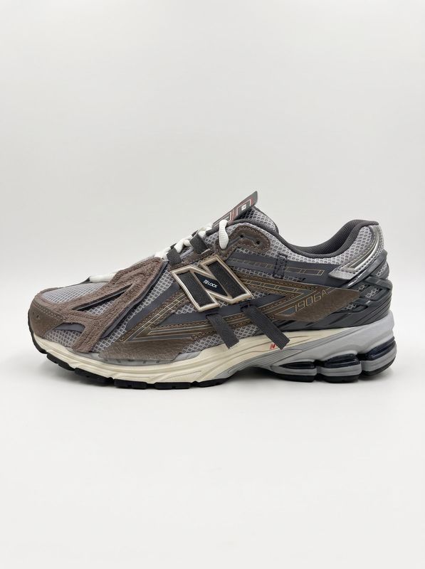 1. Sneakers logate Grigio-Marrone New Balance u19066u8