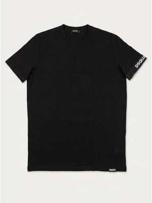 1. Plain T-shirt Black