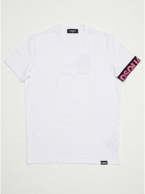 1. Solid color T-shirt White