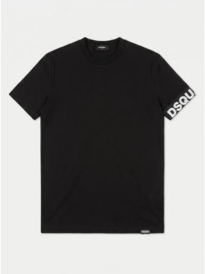 1. Solid color T-shirt Black
