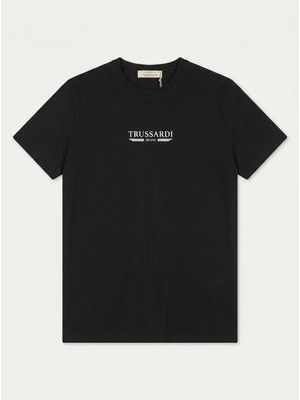 1. Plain T-shirt with central logo Black