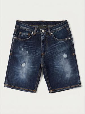 1. Bermuda con strappi Jeans