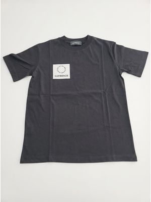 1. T-shirt logata Nero