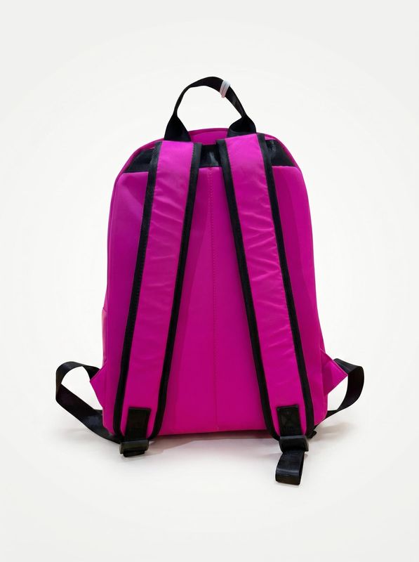 2. Zaino logato Fuxia-Nero County of Milan 250106