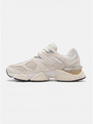 1. Sneakers logata Bianco