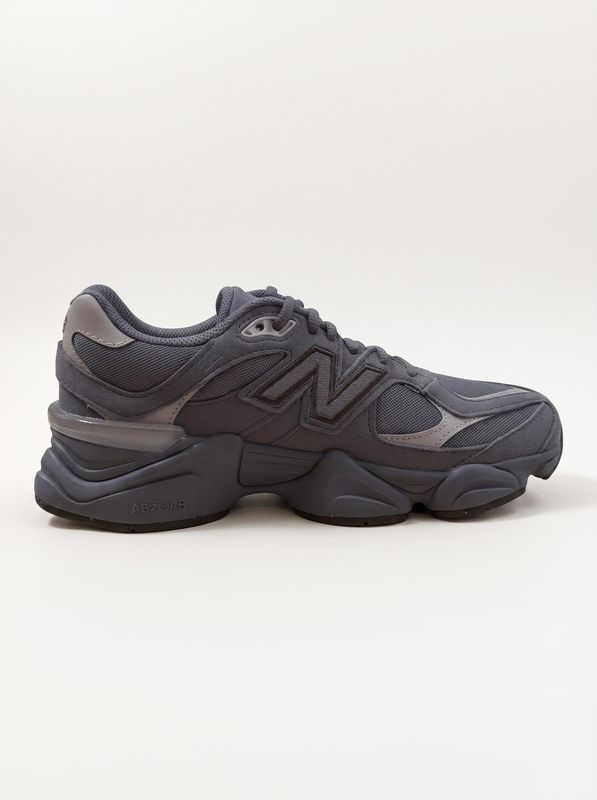 2. Sneakers logata Grigio New Balance g90603km