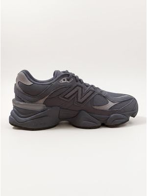 2. Sneakers logata Grigio