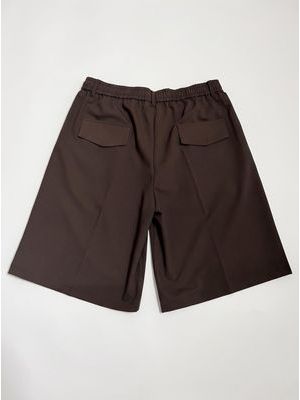 2. Bermuda in tessuto Marrone