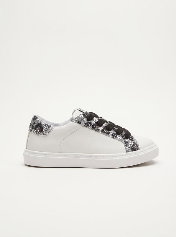 2. Handcrafted sneakers with side logo Black-Silver 2Star 2sb3421