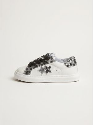 1. Handcrafted sneakers with side logo Black-Silver