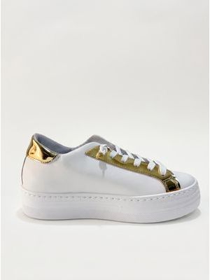 2. Handcrafted sneakers with side logo White-Gold