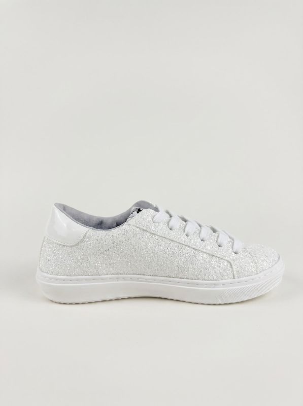 2. Handcrafted sneakers with side logo White 2Star 2sb3416