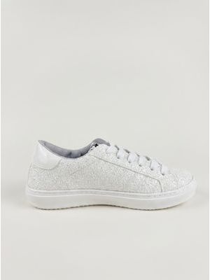 2. Handcrafted sneakers with side logo White