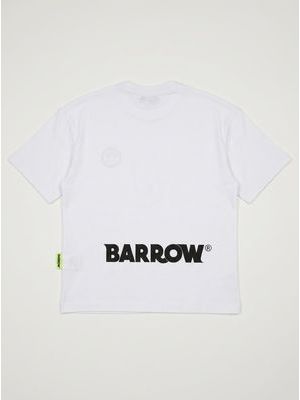 2. T-shirt with side logo White
