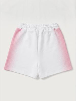 2. Printed shorts White