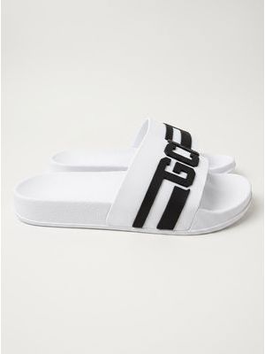 2. Ciabatte con fascia Bianco-Nero
