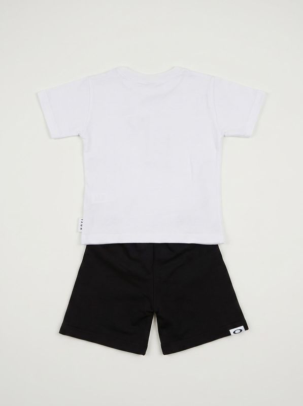 2. Logoed set Black and White Icon inbfs001220