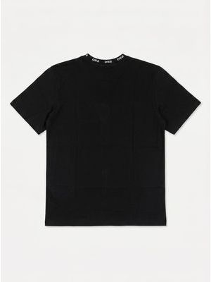 2. Single-color logo T-shirt Black