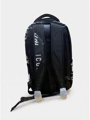 2. Zaino logato Nero
