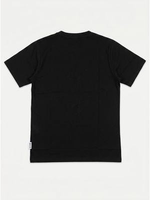 2. T-shirt logata Nero-Bianco
