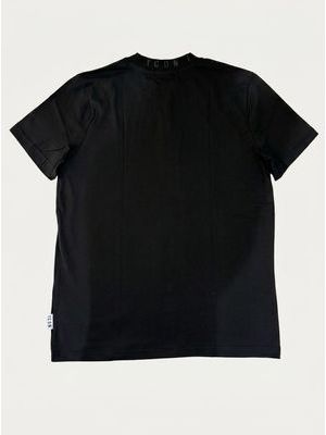 2. Solid color T-shirt with logo Black