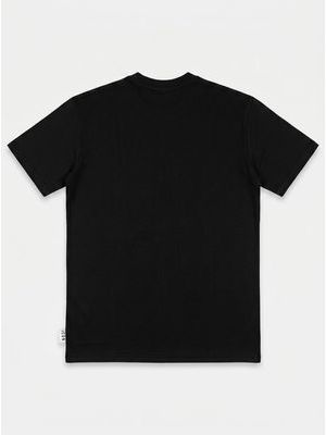 2. Logo T-shirt Black-White