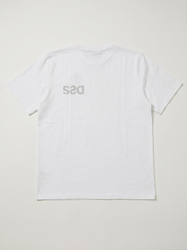 2. T-shirt unica tinta con logo laterale Bianco DS2 ss26267